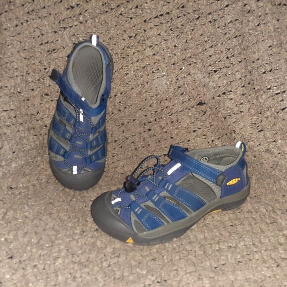KEEN-Newport H2 Sandals-Waterproof-Navy Blue-SZ 37-6.5 Women-Near Mint - Picture 1 of 7
